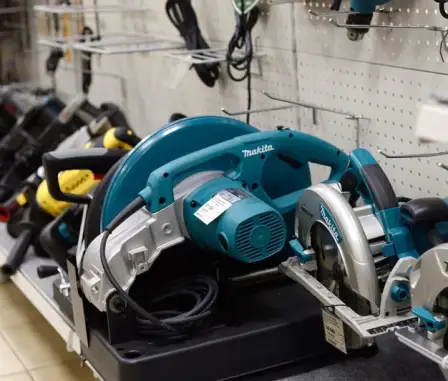 Магазин «Мастер Кар»